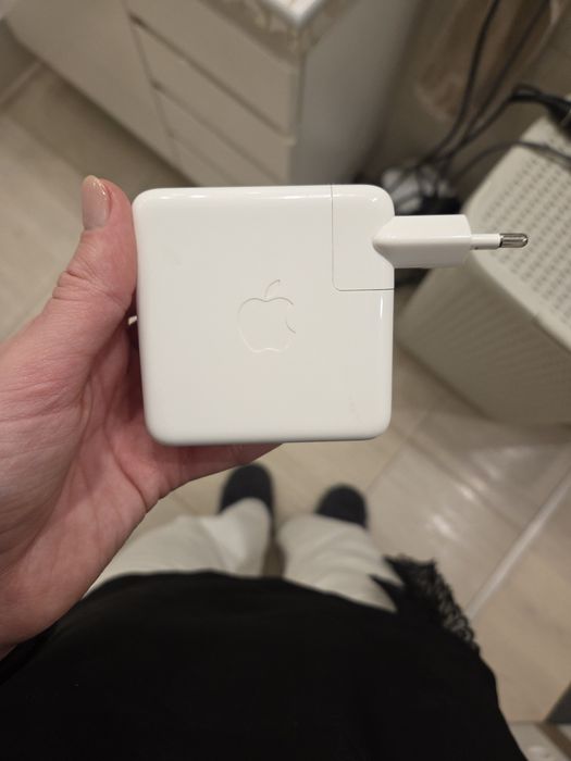 Apple USB-C ładowarka 61W(używana