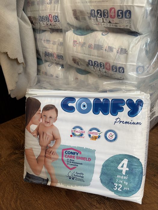 Підгузки Confy premium 4