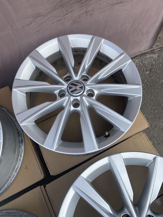 R17 5*112 et43 d57,1 vw passat,jetta,golf ,touran