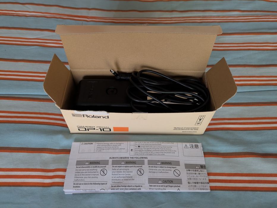 Piano Roland RD64