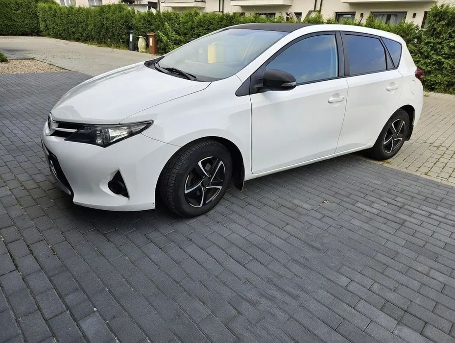 Toyota Auris Toyota Auris