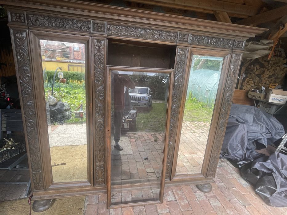 Szafa-biblioteczka zabytkowa