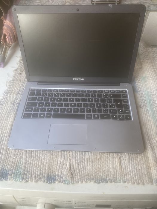 Notebook Positivo Motion