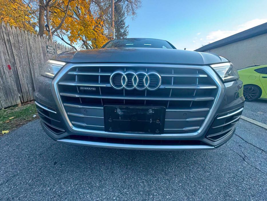 Audi Q5      2020