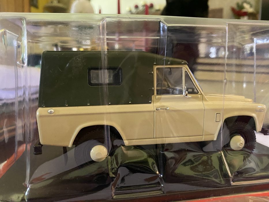 Grande ARO 240 1978 Escala 1:24 (Base do Portaro Nacional)