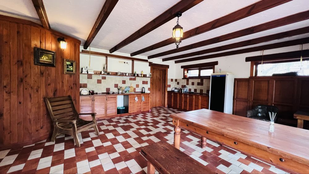 Продаж готельно-ресторанного спа комплексу в Сухолуччі