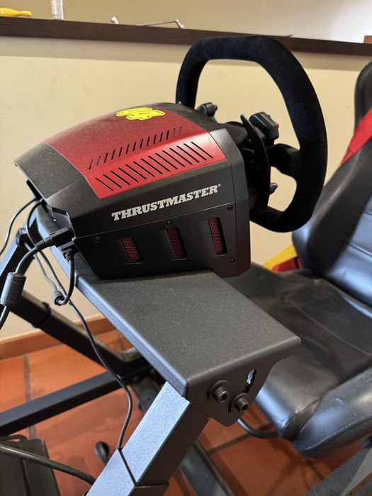 Cockpit Next Level Racing GT Track com Thrustmaster TSXW Sparco