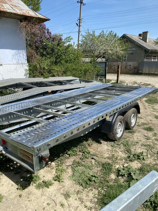 Лавета причеп автовоз Виготовим на замовлення