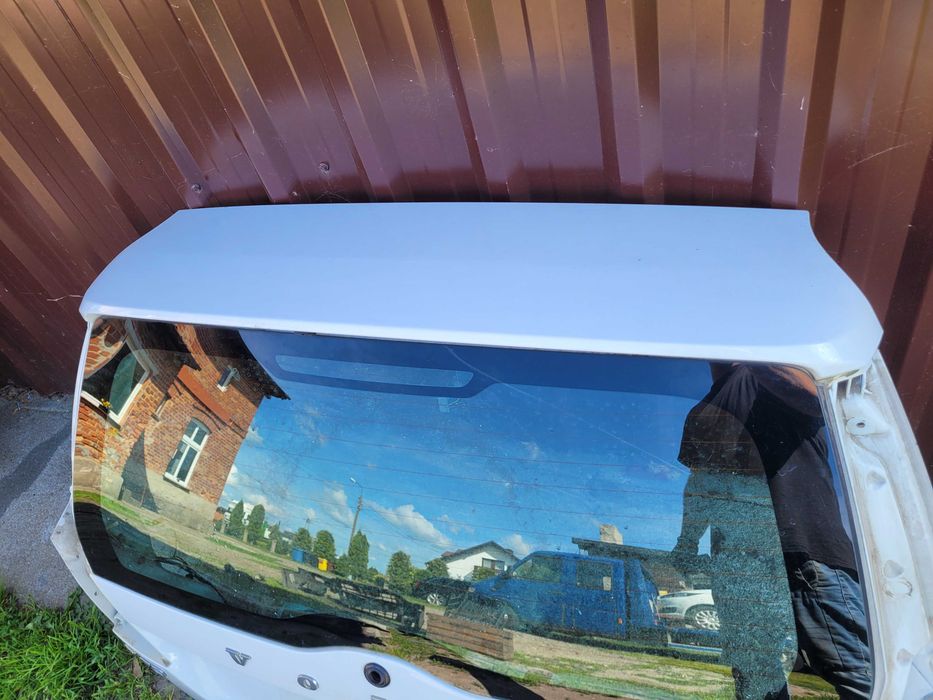 Klapa bagażnika tylna tył VOLVO V70 III 3 614-46