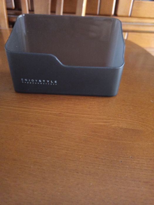 Acessórios para maquilhagem. Organizador.