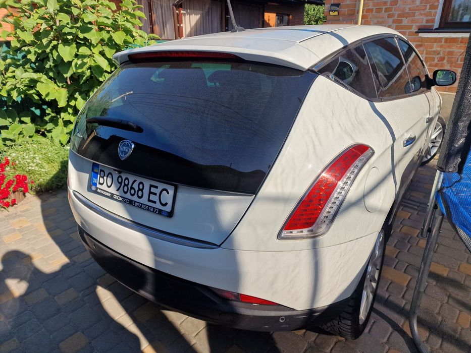 Продам Lancia Delta 2012, 1.6 jtd, автомат.