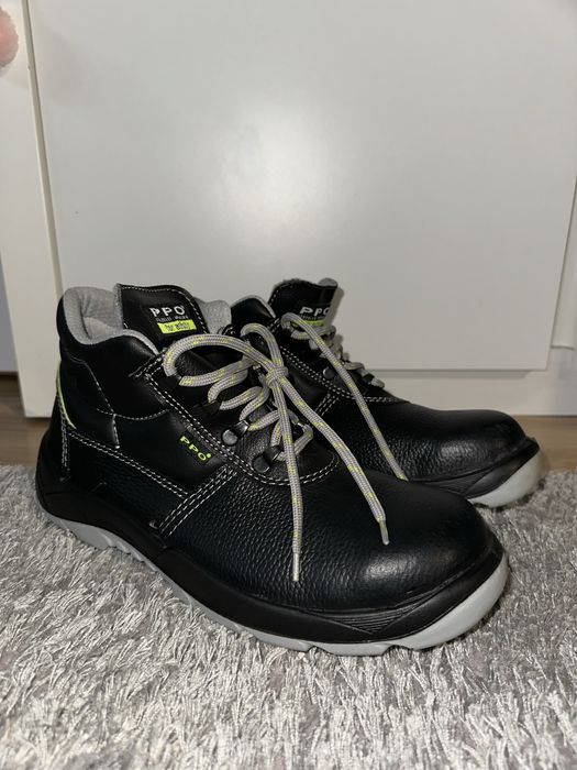 Trzewiki robocze r.43 S1P SRC 365 PPO