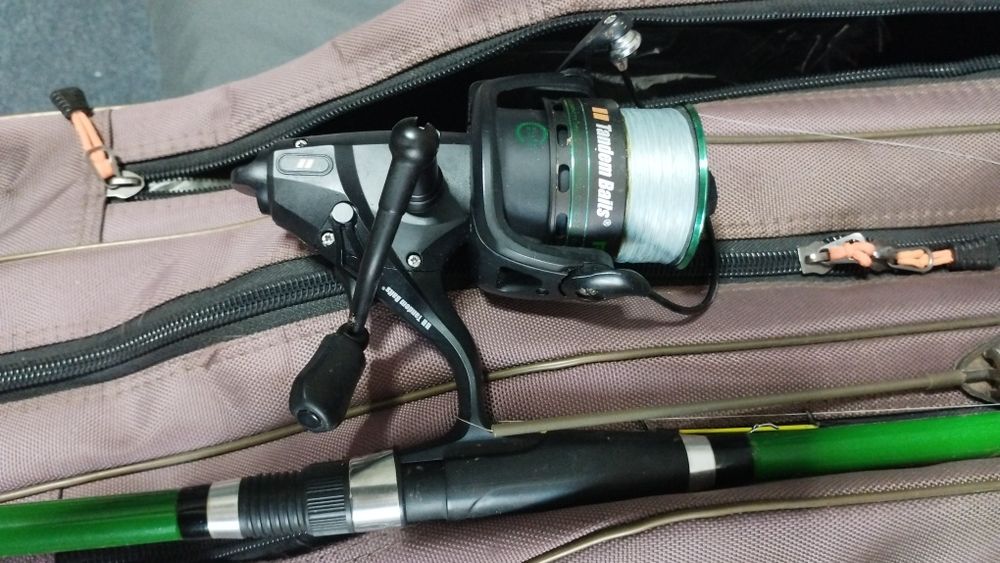 Wędki karpiowe tel.feeder +rodpod i pokrowiec.
