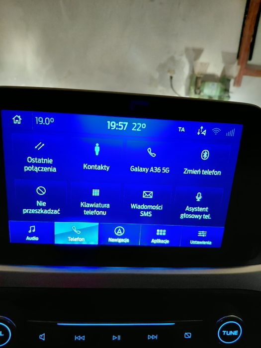 Kuga  1,5 ecoboost 4×4automat