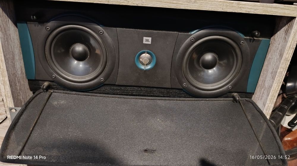 JBL LX5 + JBL LX3 + JBL LX Center + Harman Kardon AVR460