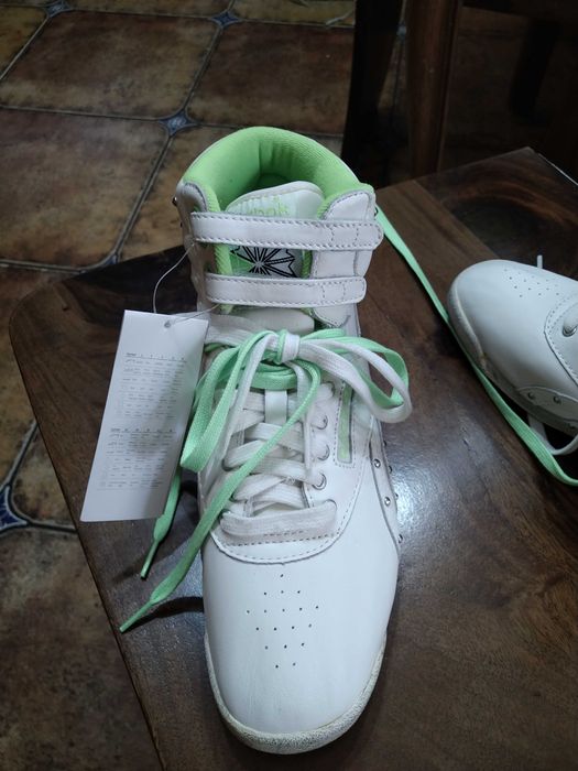 Nowe buty sportowe Reebok rozmiar 42