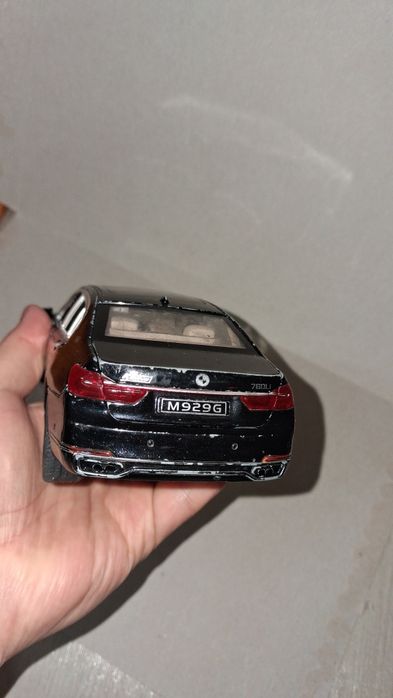 Модель авто 1/24
