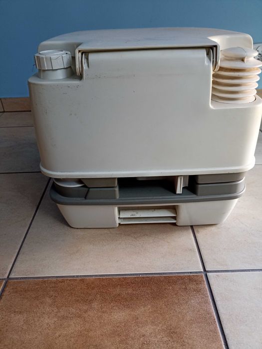 toaleta turystyczna mobilna campa potti