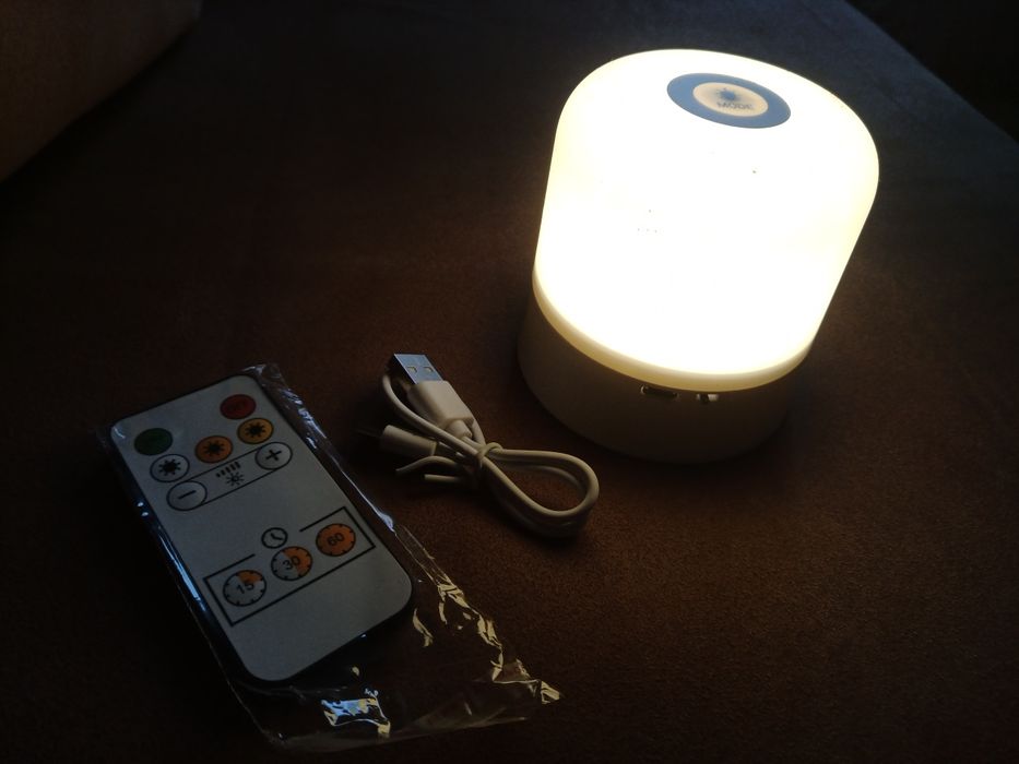 Светильник аккумуляторный с пультом ночник