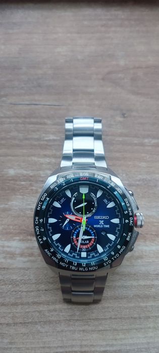 Zegarek Seiko SSC549M X World Time Special Edition Solar