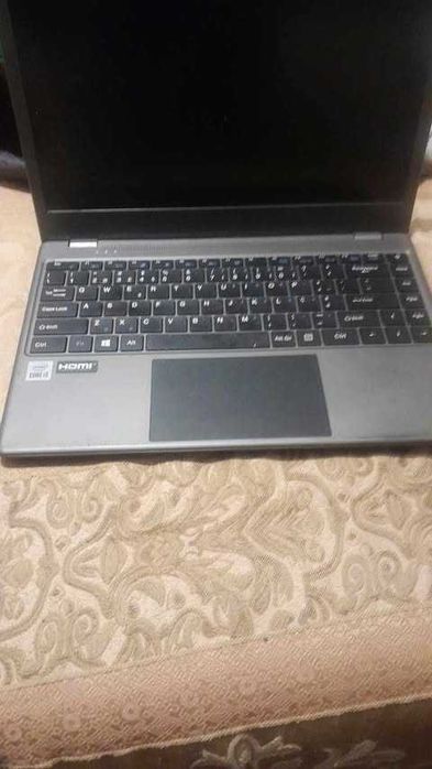 Vendo pc (só n funciona teclado mas leva 1 de oferta)