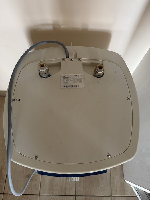 Бойлер electrolux 30л