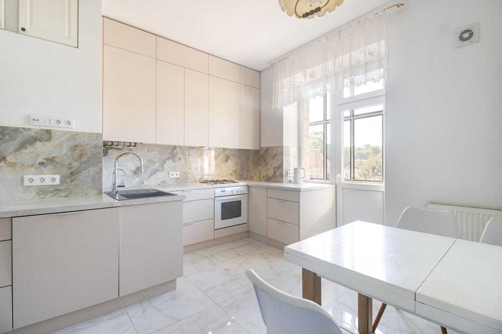 3 квартира, Грабовського 6, Польський, Львів