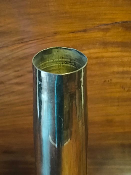 Antigo invólucro Bofors 40 mm