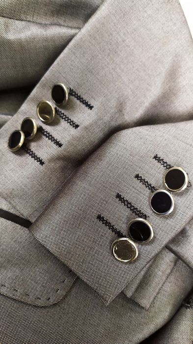 SG Garnitur męski L elegancki szary garnitur L , srebrny połyskujący g