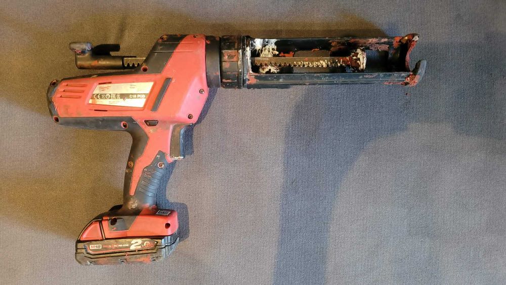 Milwaukee C18 PCG