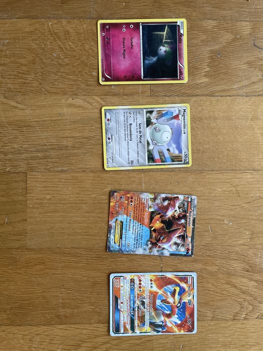 12 Cartas Pokémon