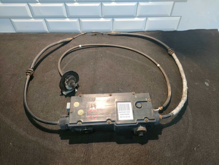 Renault Scenic II hamulec postojowy elektryczny