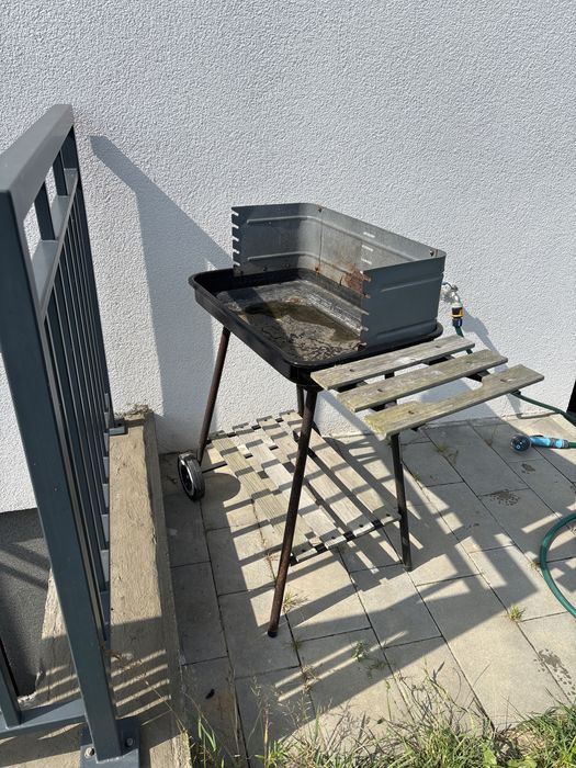 Grill  na kółkach