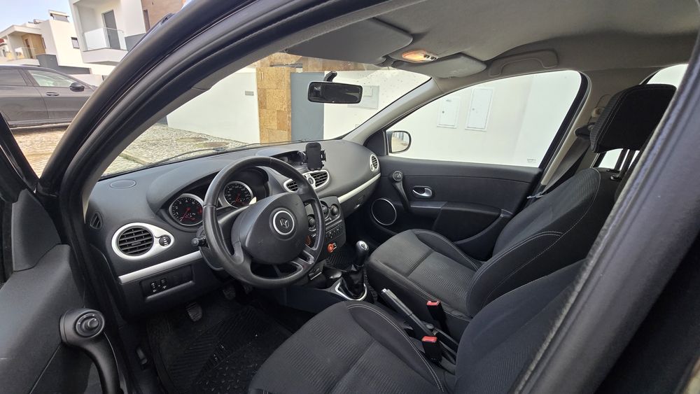 Renault Clio Break apenas 93000 c/novo