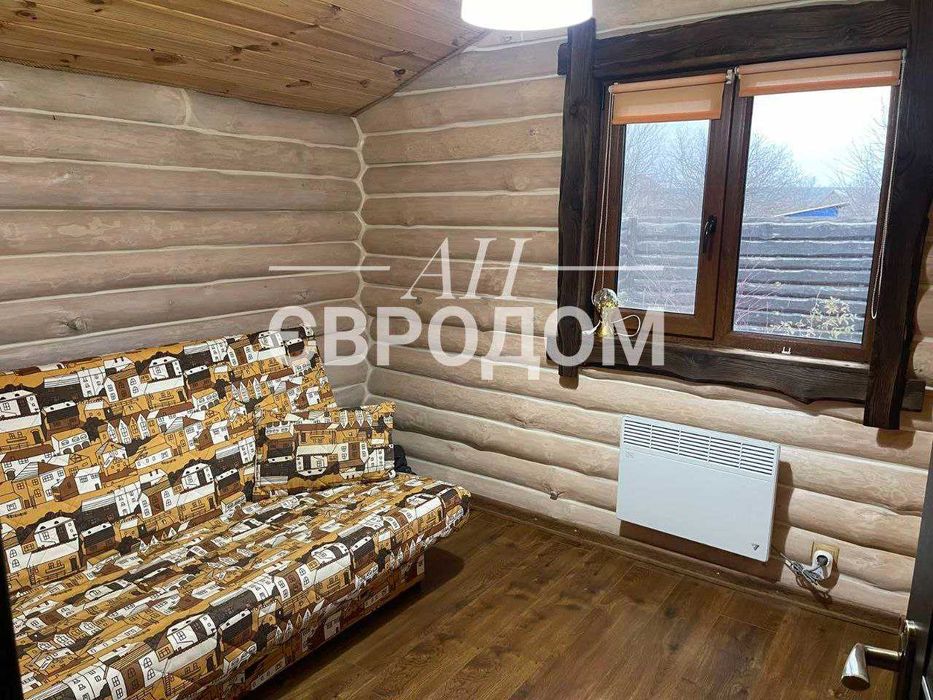 Продам дом 64м2 из сруба в Новопокровке Чугуевского района.