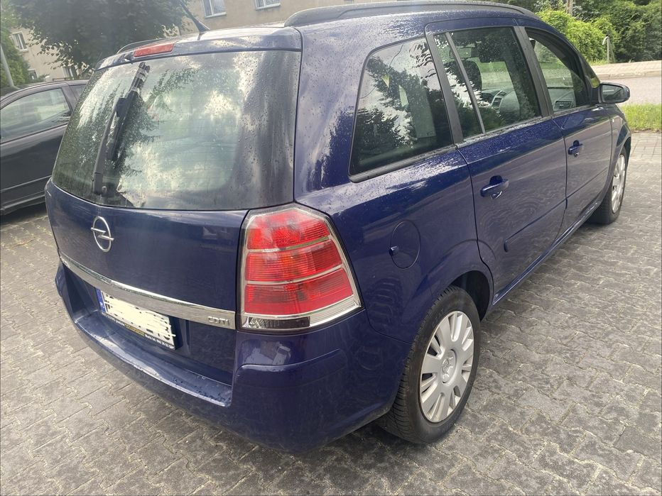 Opel Zafira B 1.9d 120KM6 biegów•pewna •7 osób •ładna •