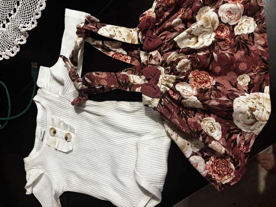Zestaw body i sukienka 0-3 m