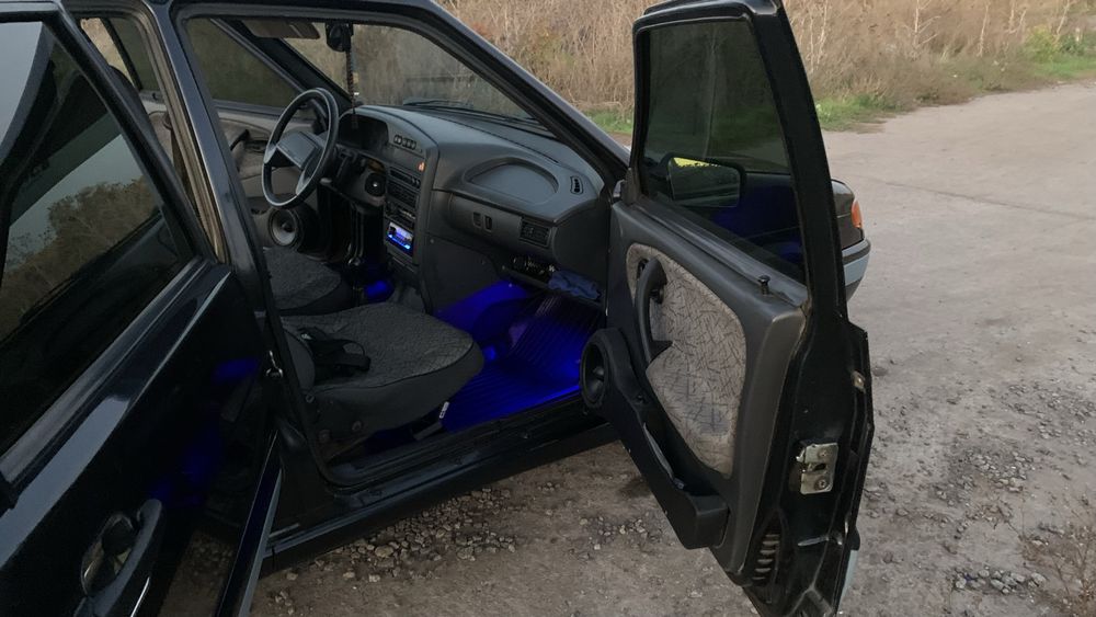 Продам авто ваз 2115
