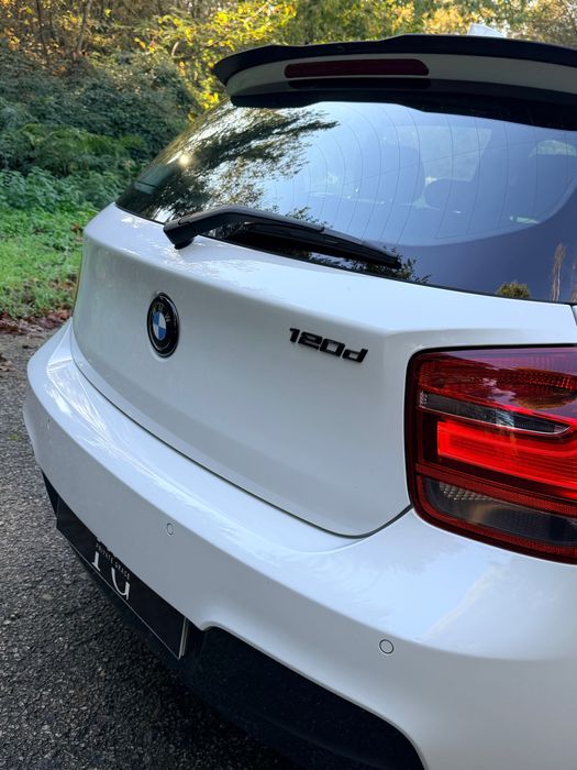 BMW 120d  M/Teto Abrir/139 mil kms/Full Extras/Garantia