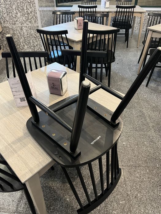35 Cadeiras de café/restaurante