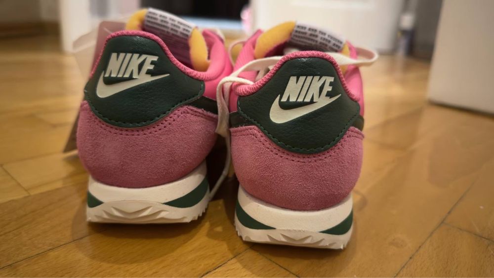 Жіночі Кросівки Nike Cortez