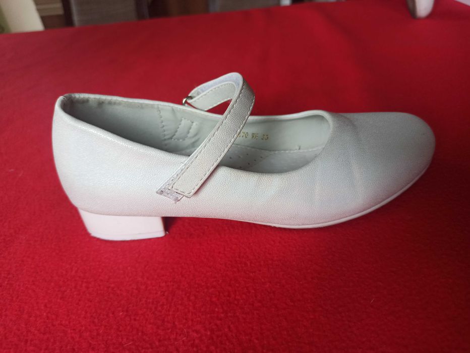 Buty komunijne dziecięce