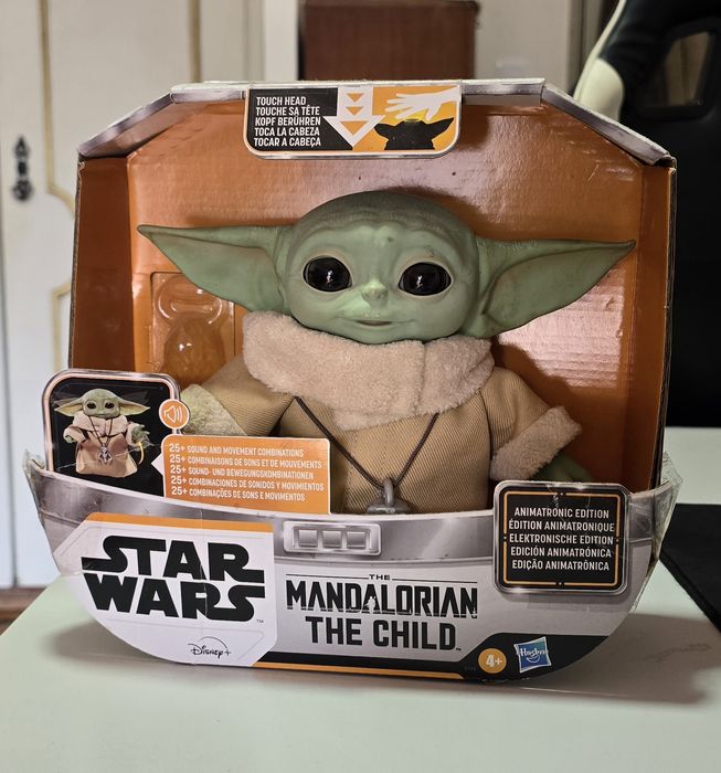 Baby Yoda Animatronic edition