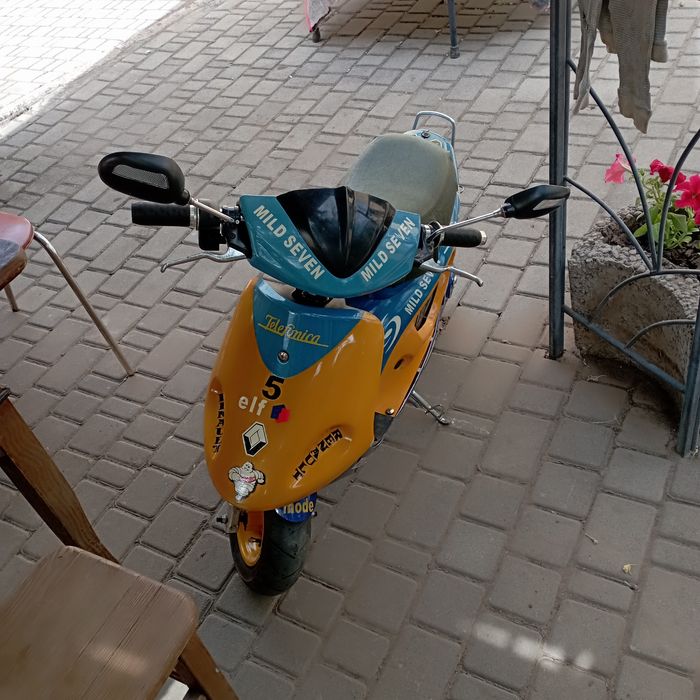 Детский скутер минибайк