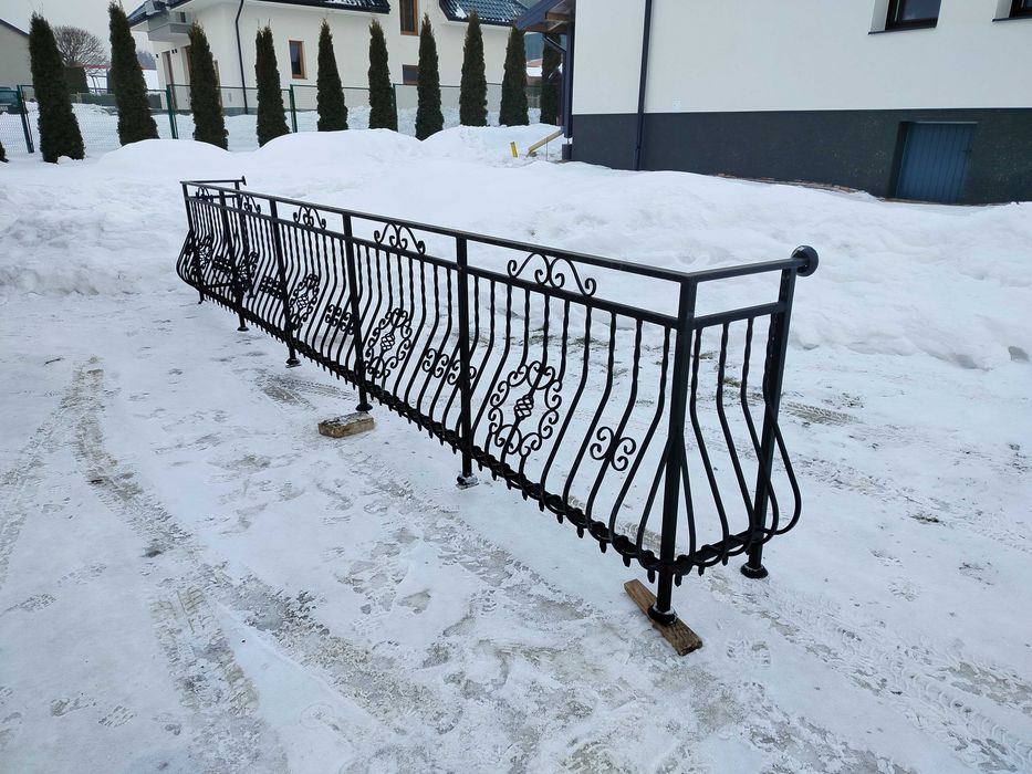 Balustrada, barierka balkonowa