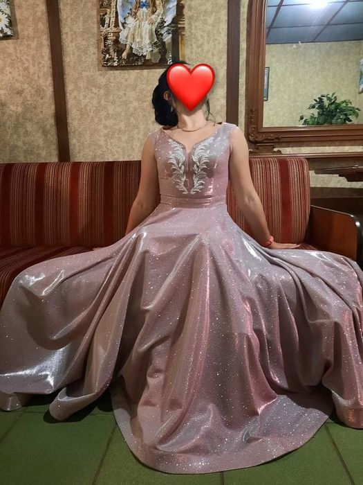 Сукня вечірня в ідеальному стані