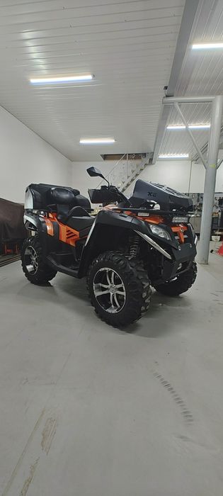 CF MOTO 800 X8 Terralander.