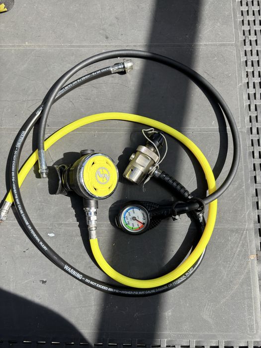 Miks nurkowy Zestaw, drugi stopień  scubatech + manometr Cressi