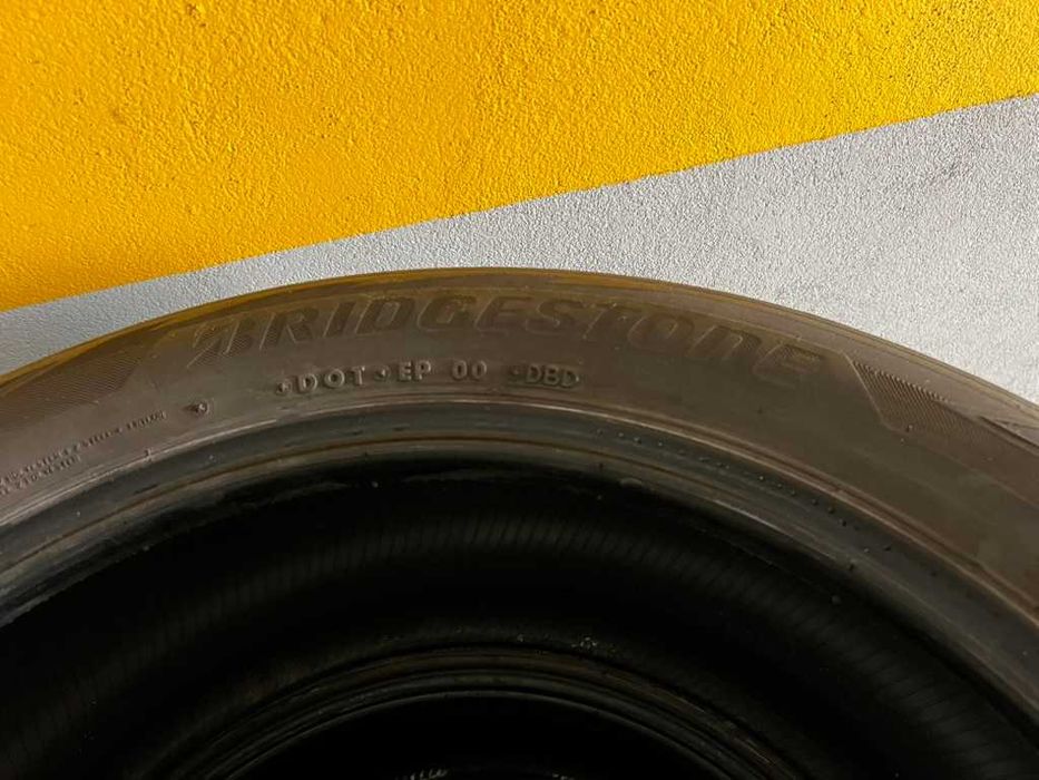 Pneus de Inverno Bridgestone Blizzak 225/55R18 98T — Conjunto Completo | VENDA URGENTE