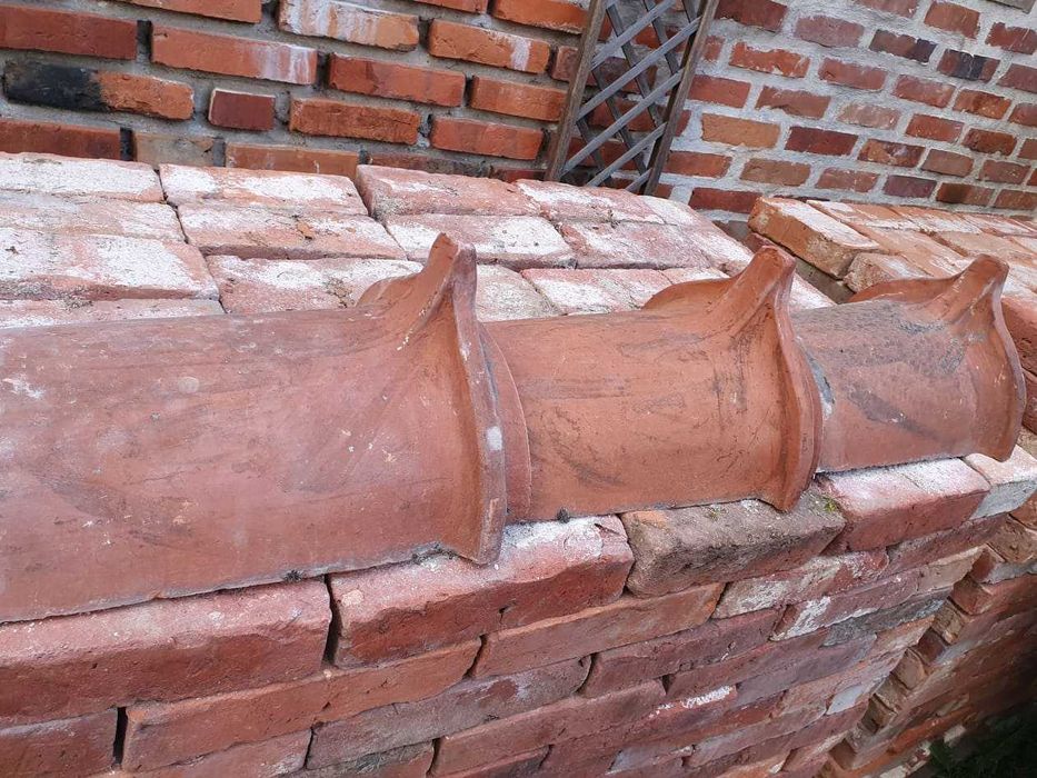 Stare gąsiory ceramiczne  dachowe holenderka